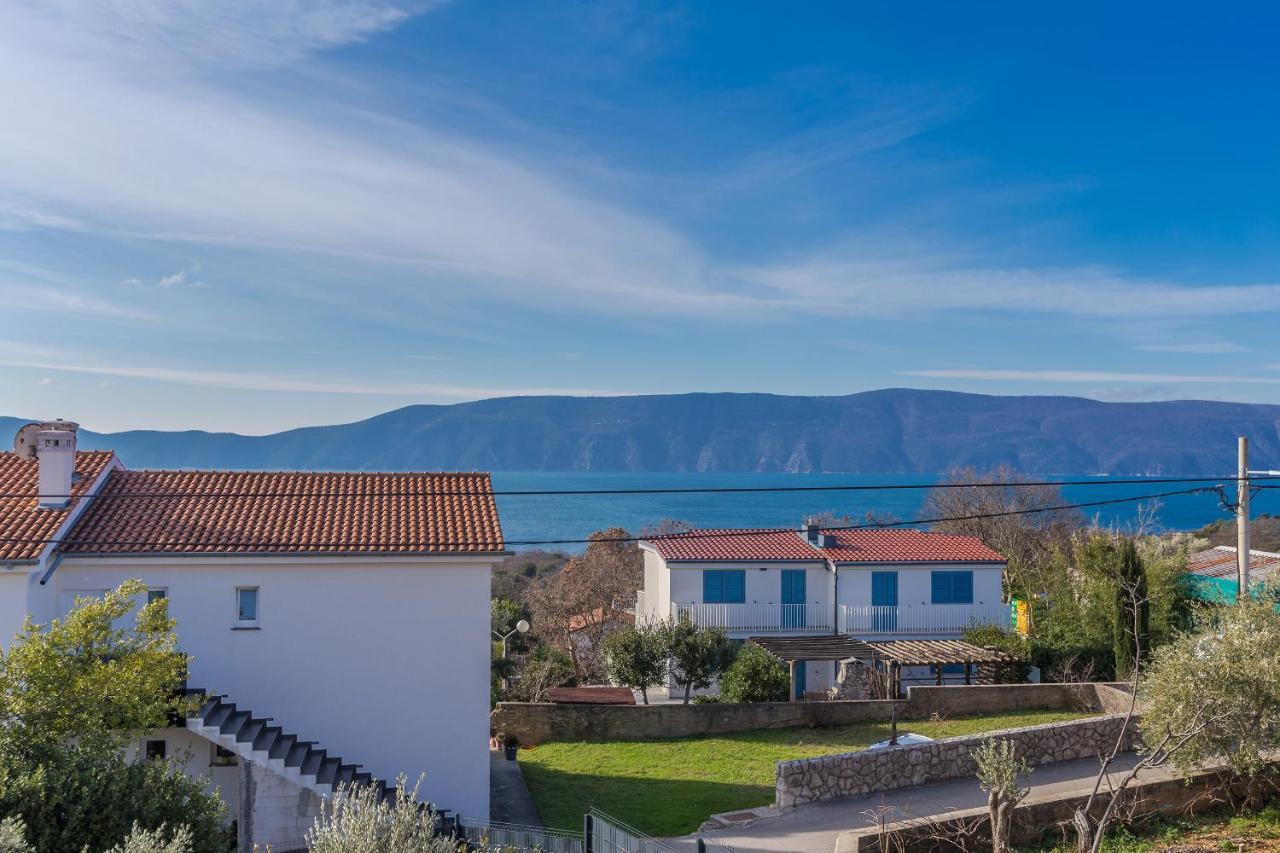 Holiday House Villa Andro Pinezići Eksteriør bilde