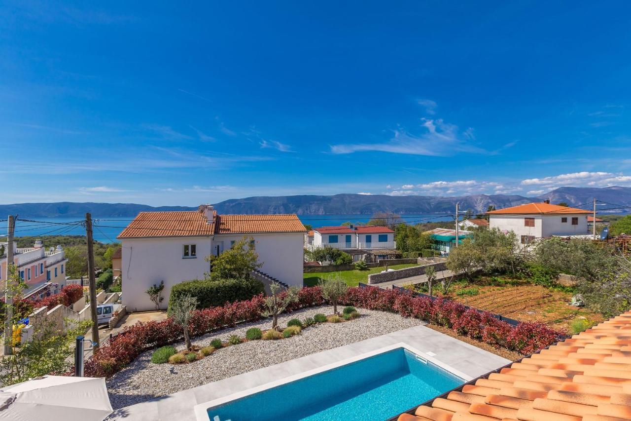 Holiday House Villa Andro Pinezići Eksteriør bilde