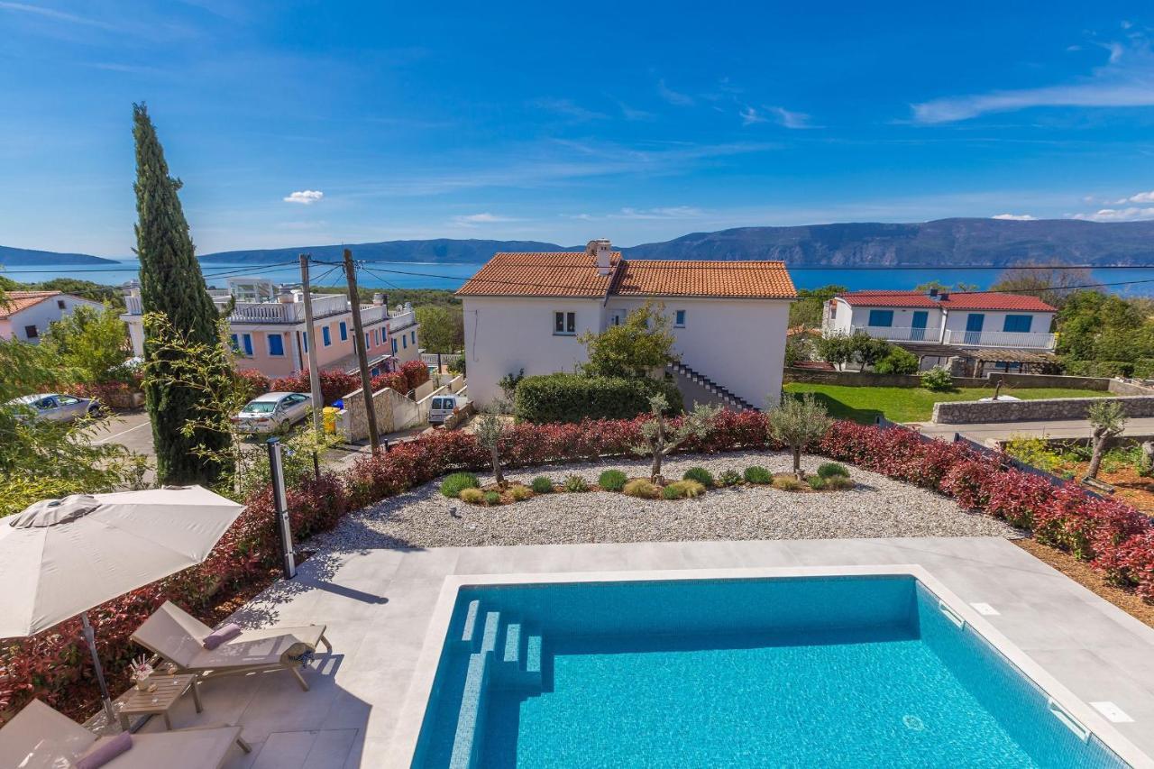 Holiday House Villa Andro Pinezići Eksteriør bilde